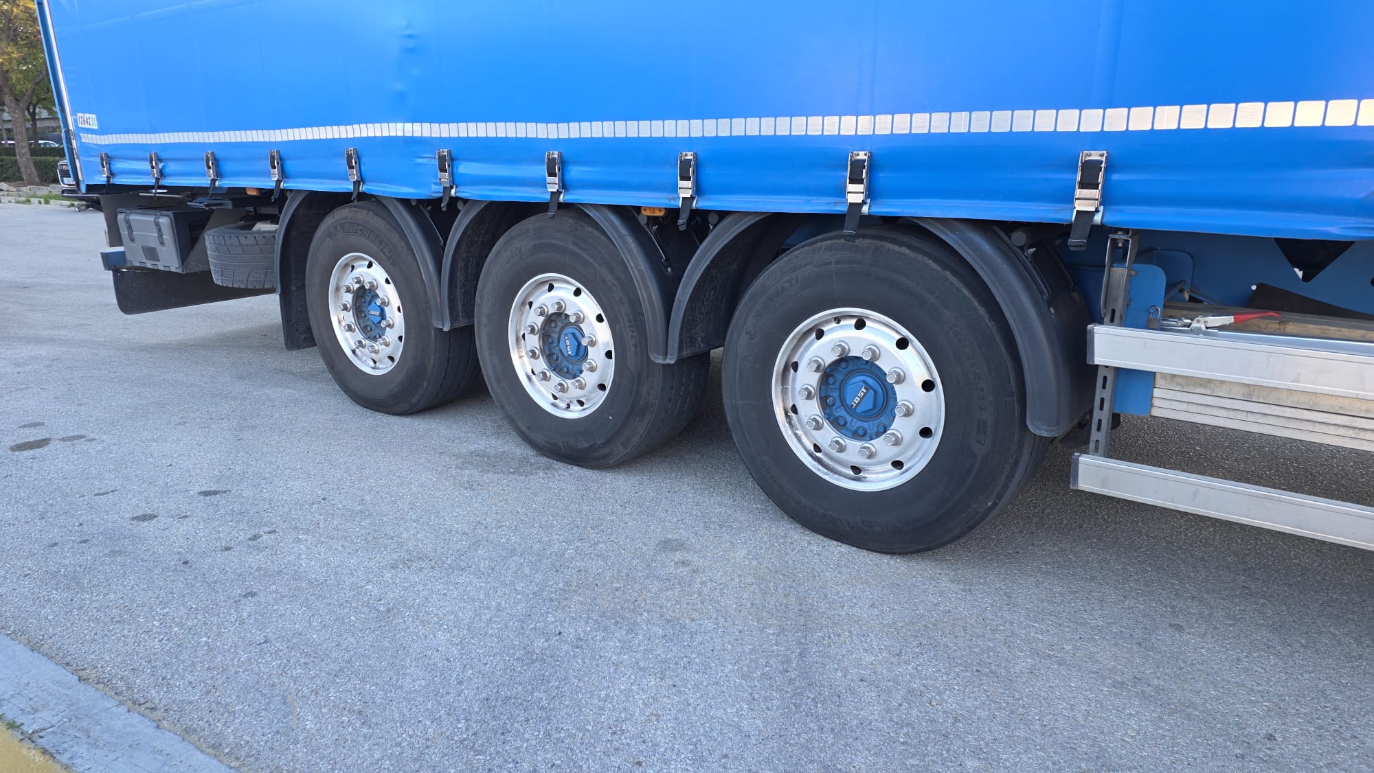 WhatsApp Image 2026-02-19 at 09.45